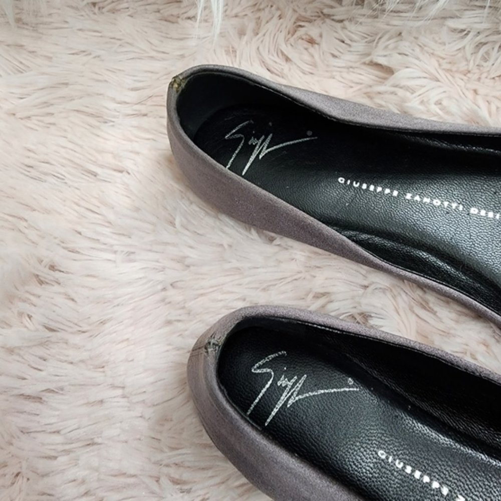 EUC GIUSEPPE ZANOTTI Malika Gray & Black Slip on Beaded Ballerina Flats Size 7 - Picture 5 of 9